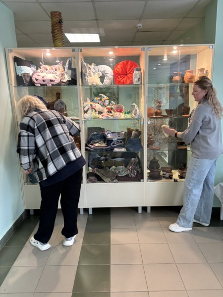 IMG-e262de379b3a0bd41f7c2b8fbac9289d-V